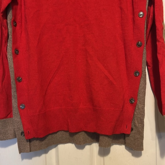 J. Crew Red and Tan Colorblock Sweater with Side Buttons Size Medium - Picture 3 of 6